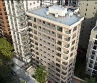 Sedir Apartmanı’nın çatısını ve üst katlarını yukarıdan gösteren bina fotoğrafı